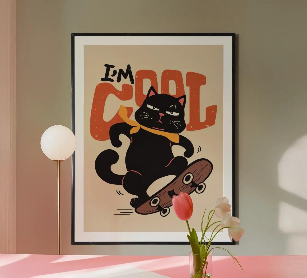 Gatto nero su skateboard poster con telaio in legno da Arjun