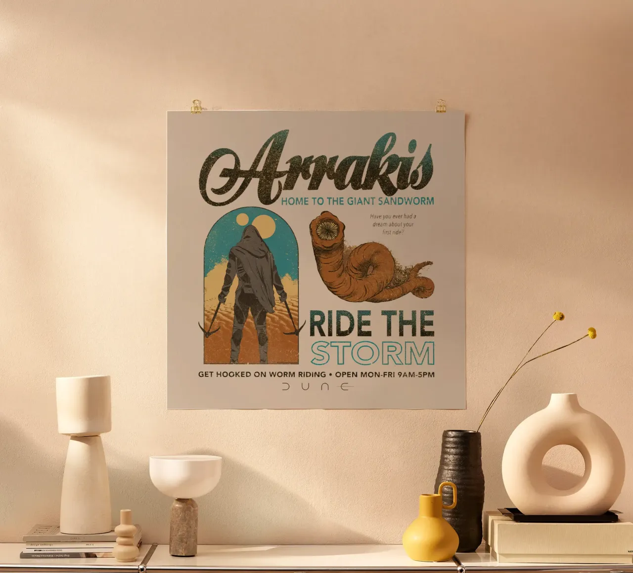 Arrakis: la casa del verme gigante poster con telaio in alluminio da Bone Studio