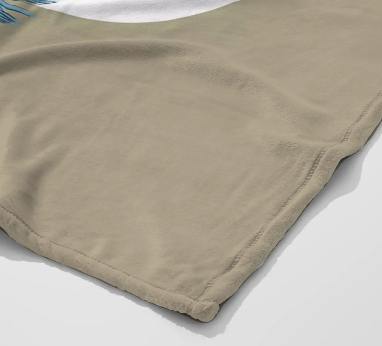 Feather in a circle III coperta in pile da Balazs Solti