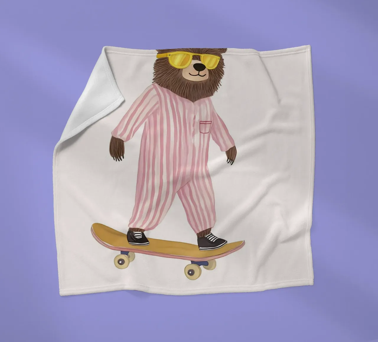 Bear Skater in Pajamas Art Print, "Run Faster" Quote Fleecedecke von vintagepod