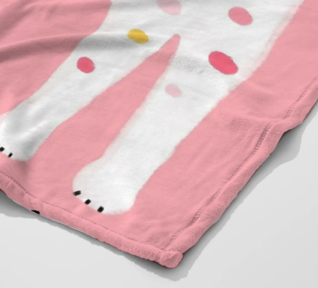 "Geboren um cool zu sein" Polka Dot Katze Kunstdruck Fleecedecke von vintagepod