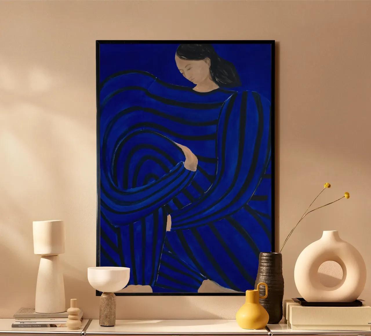 Il blu oltremare poster con telaio in plastica da Serrano Shop