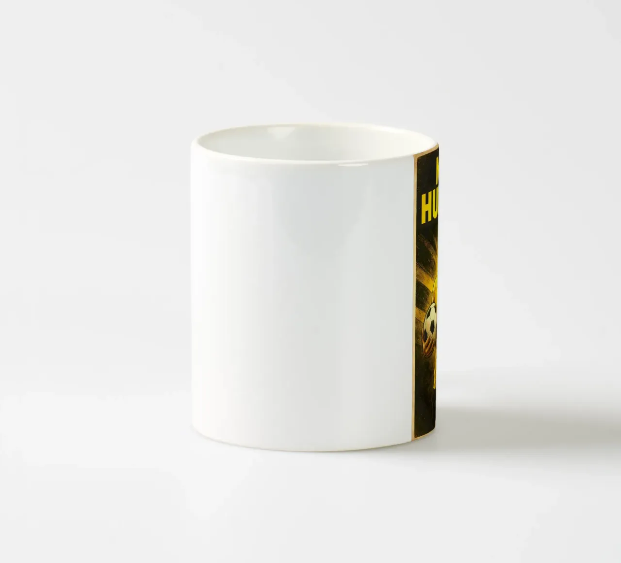 Mats Hummels tazza in ceramica da Cyberpunk Canvas