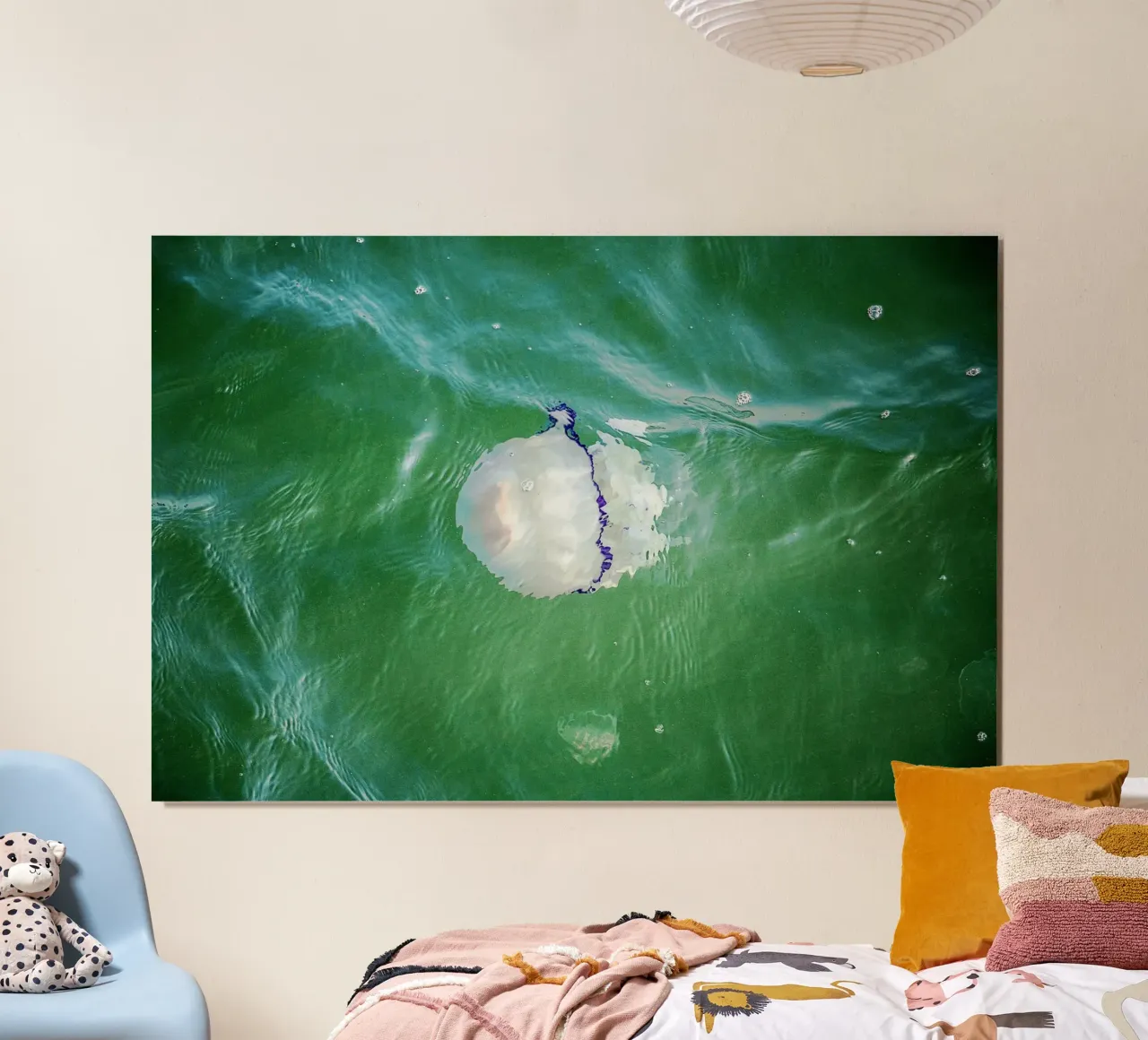 Medusa de borde azul en el mar I - Marine Fine Art Print poster de jay