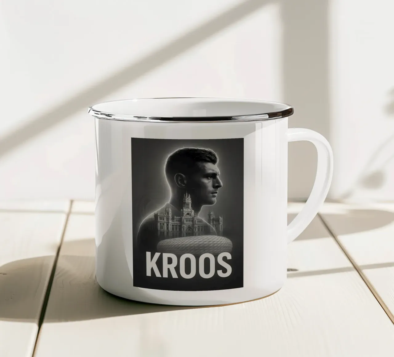 Toni Kroos tazza in smalto da Cyberpunk Canvas