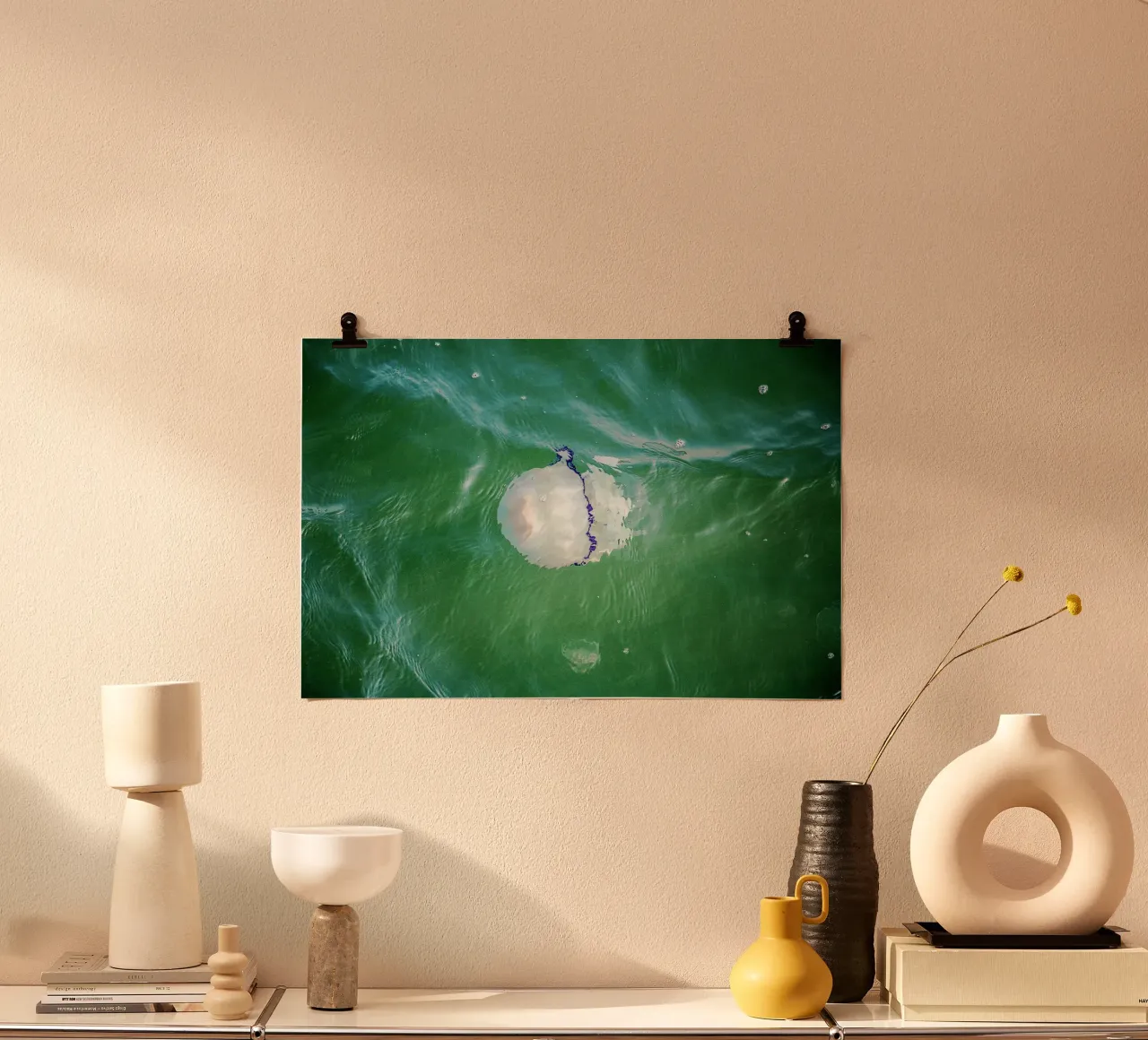Medusa de borde azul en el mar IV - Marine Fine Art Print poster de jay