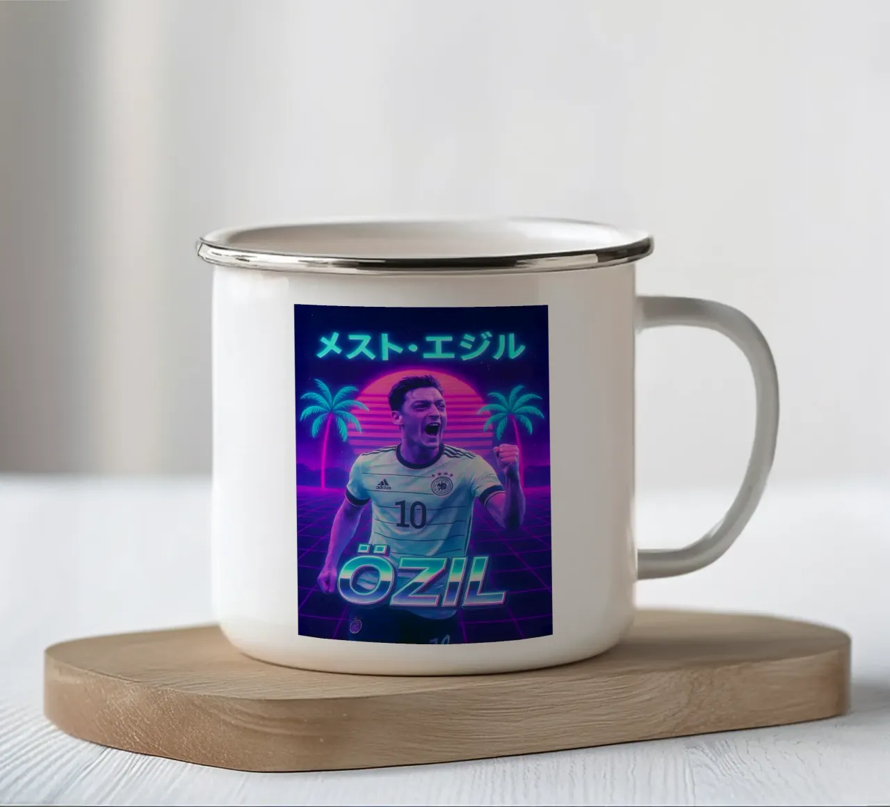Mesut Ozil tazza in smalto da Cyberpunk Canvas