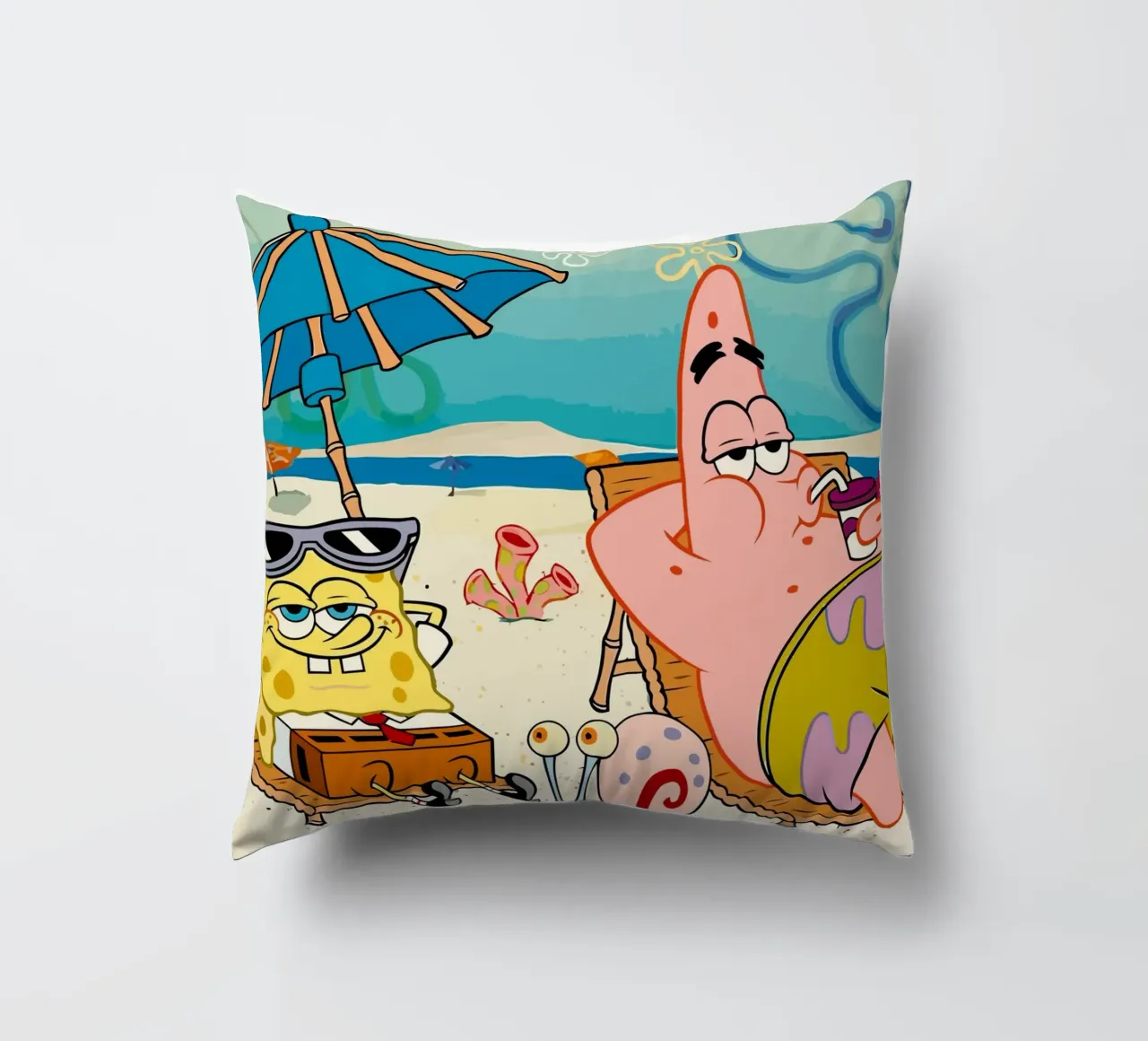 Spongebob and Patrick are relaxing and lazing around cuscino da Dumery Art