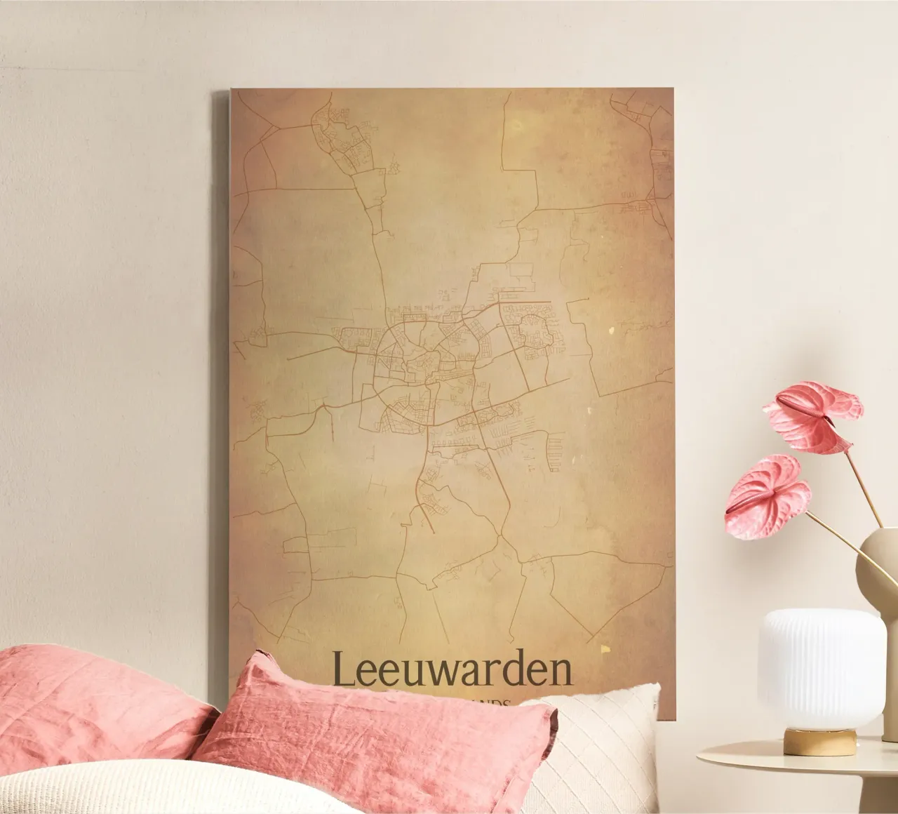 Leeuwarden NETHERLANDS Leinwand mit Schattenfugenrahmen von WorldPrint