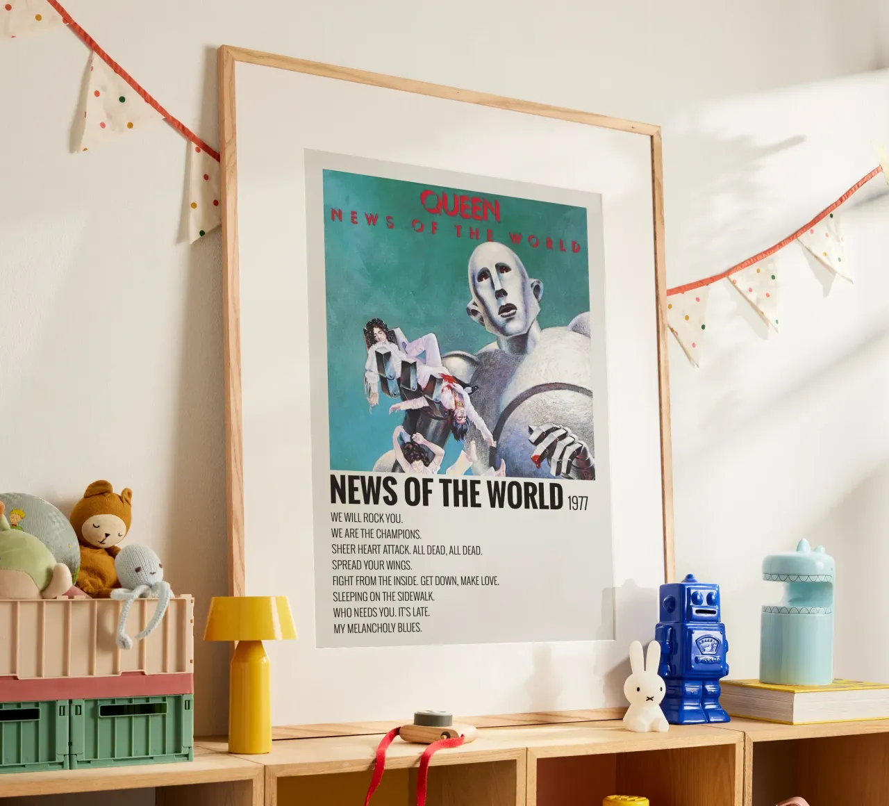 Queen News Of The World poster con telaio in plastica da Roronoa7