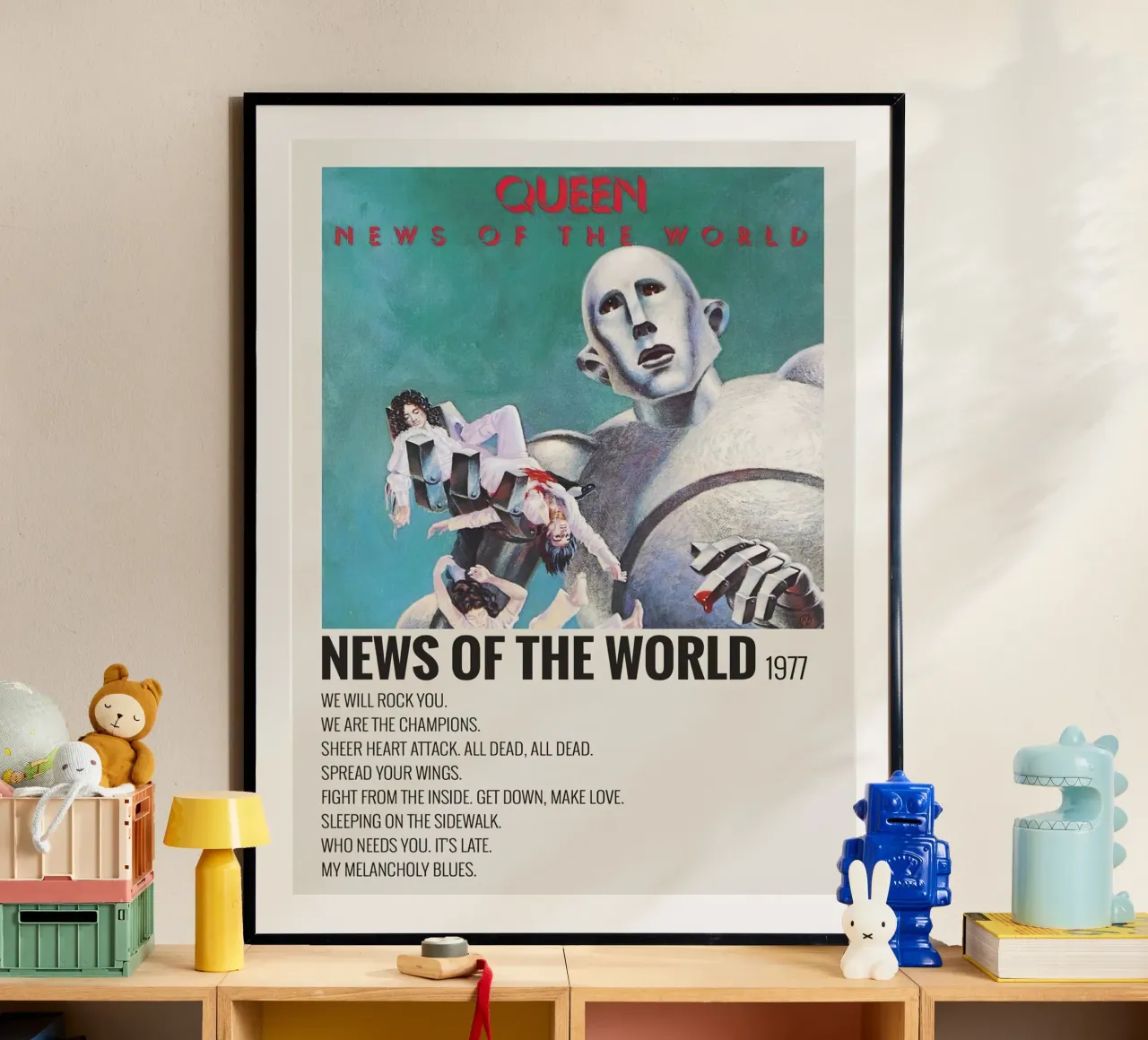 Queen News Of The World poster con telaio in plastica da Roronoa7