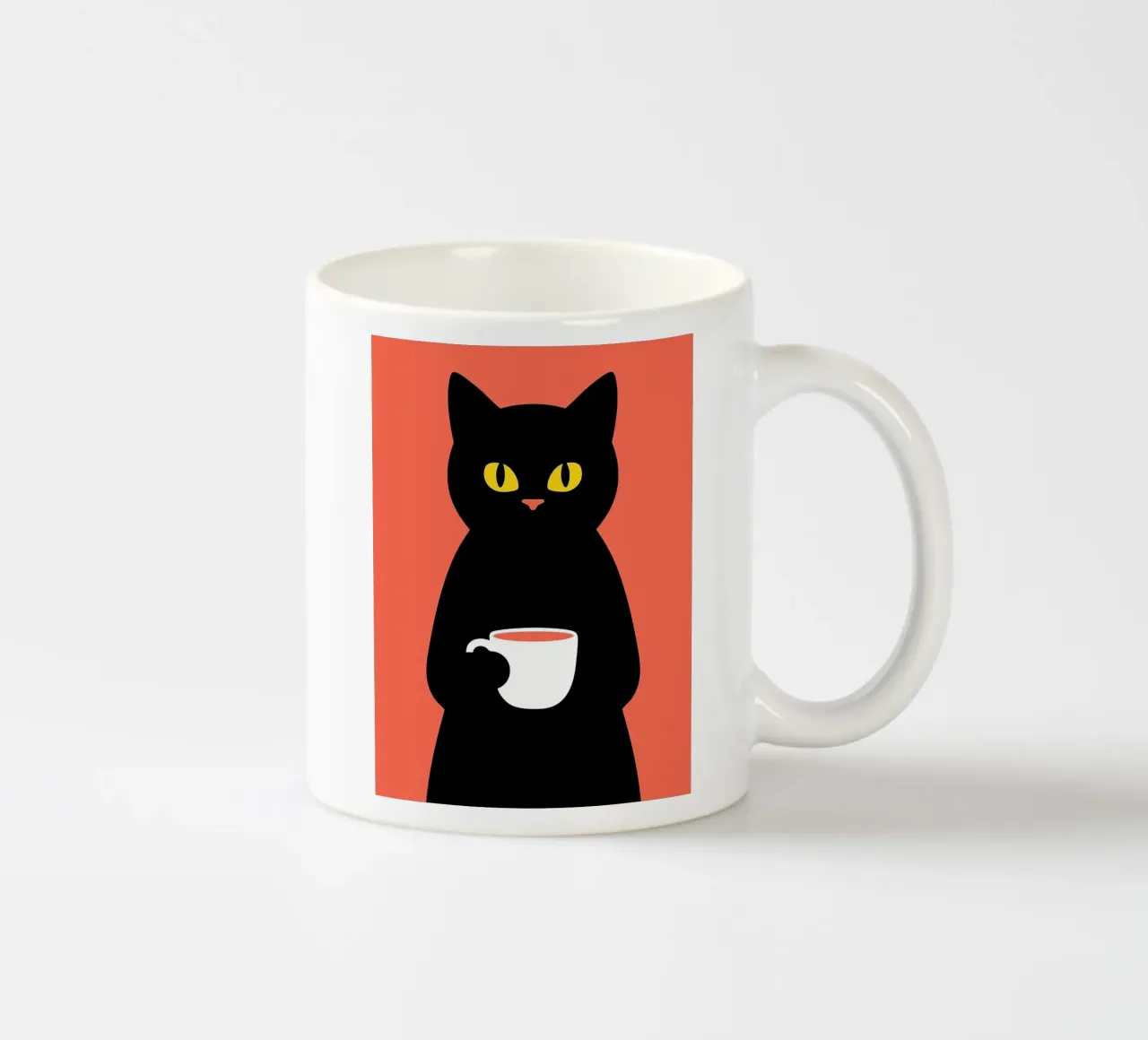 Gatto nero con tazza di caffè tazza in ceramica da Arjun
