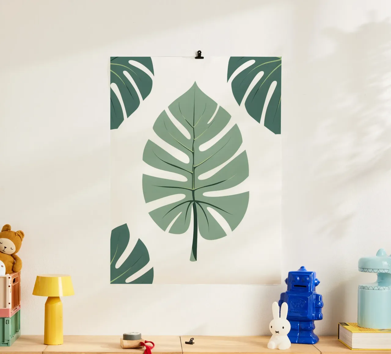 Filodendro a foglie spaccate poster con telaio in legno da The Green Room
