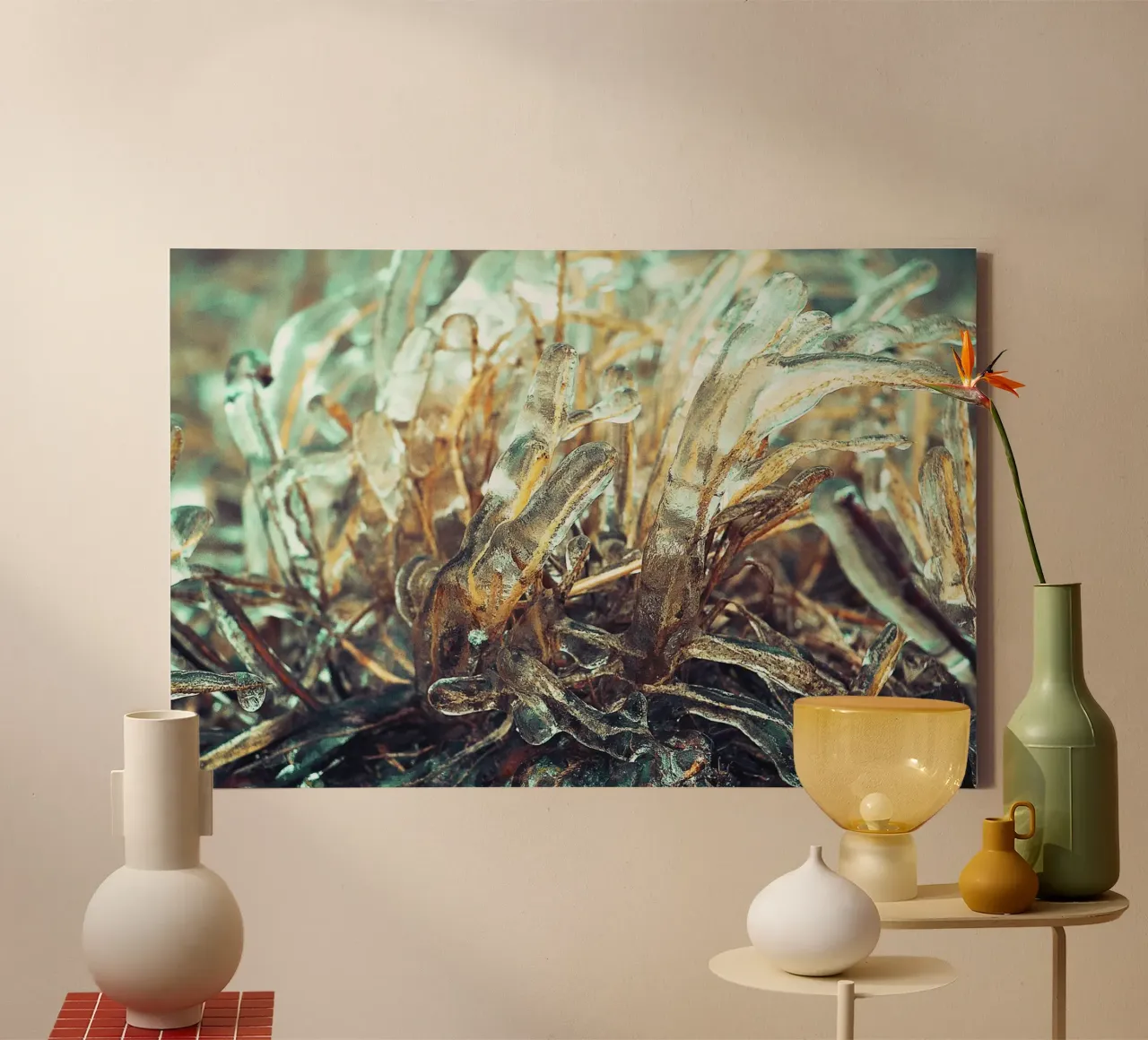 Frozen Grass – Abstract Winter Photography Print Leinwand mit Schattenfugenrahmen von jay