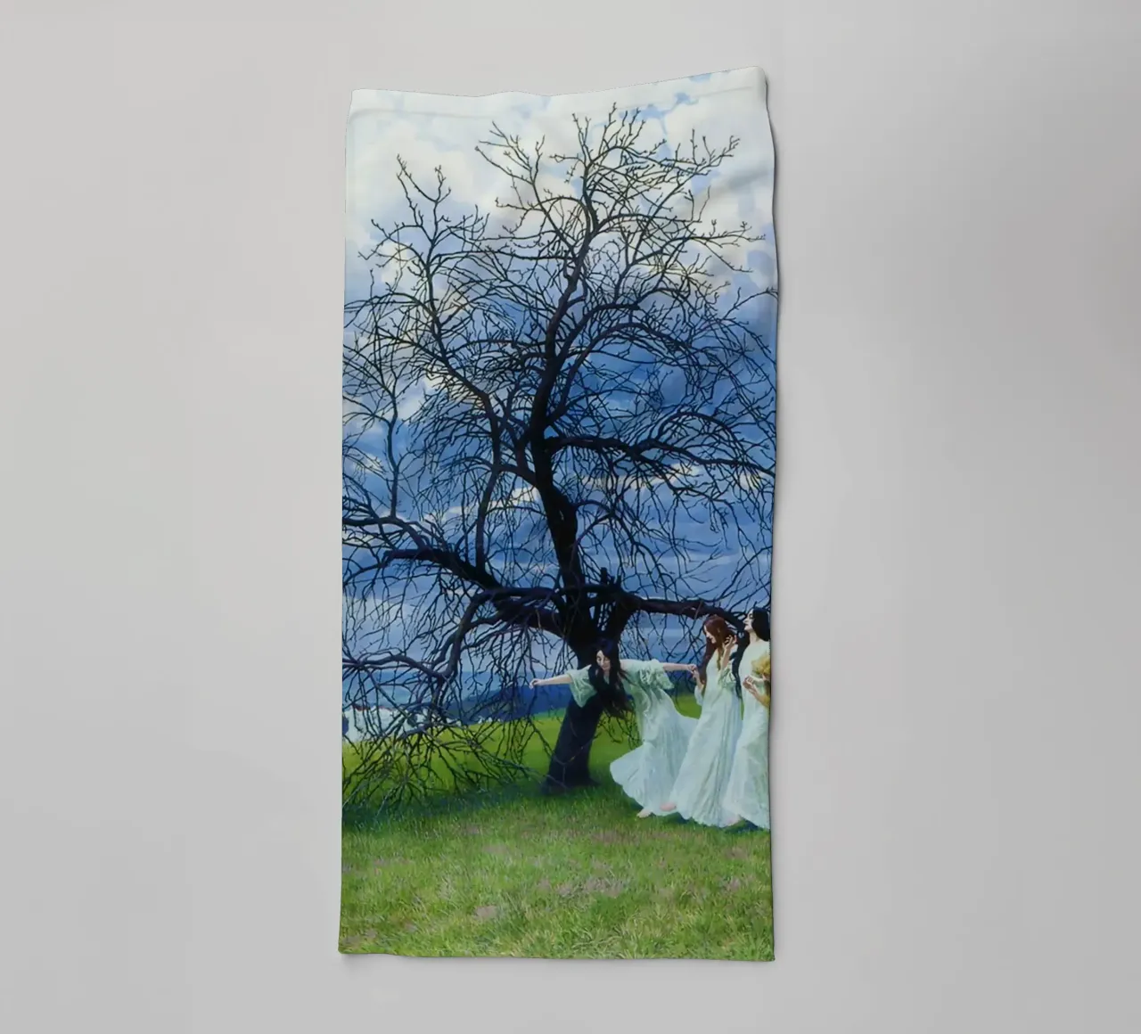 Lied des Frühlings - Maximilian Lenz Handtuch von Venus Art