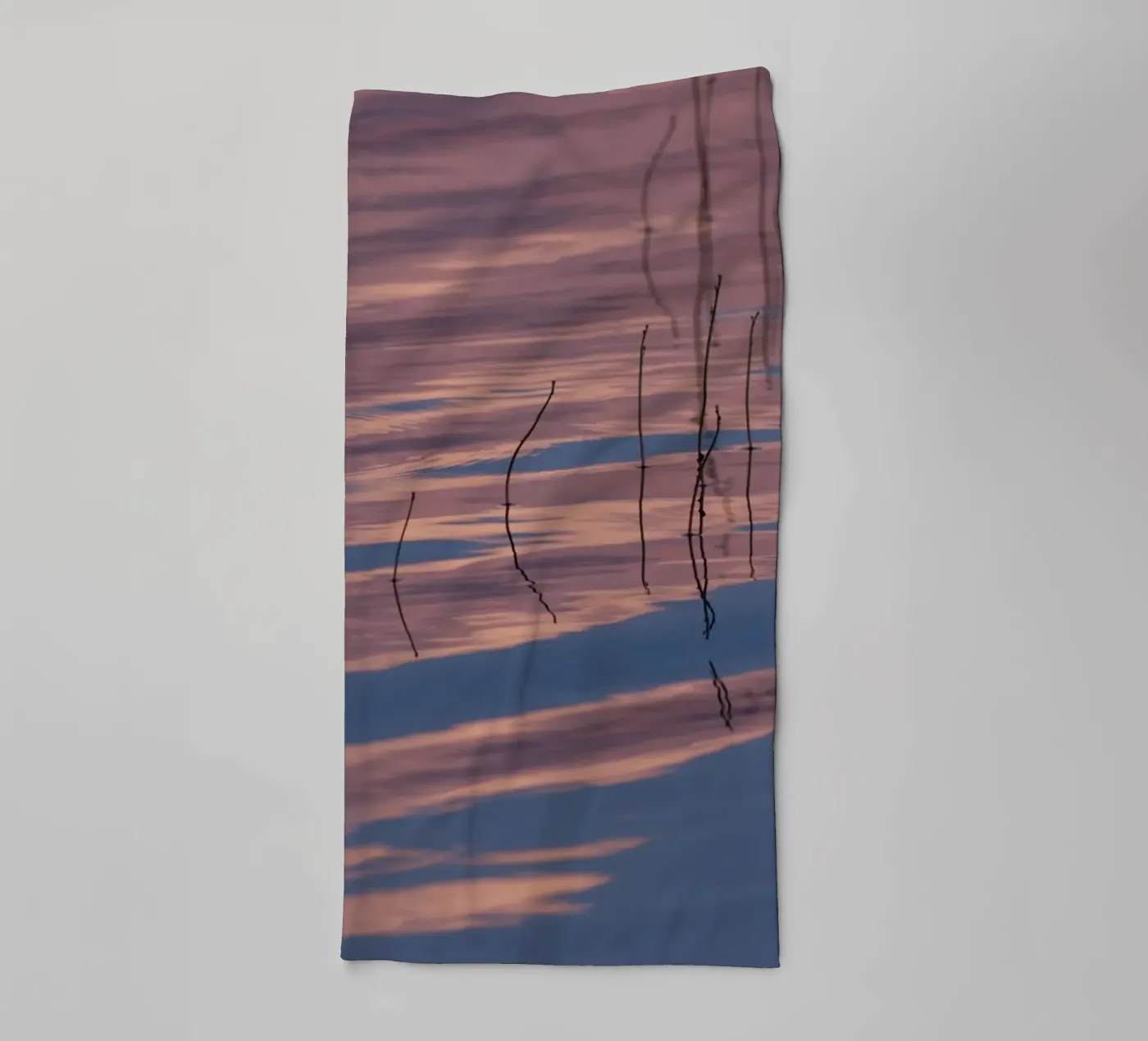 Clouds reflections Handtuch von Carol Maia