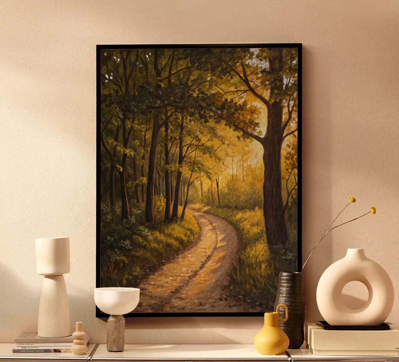 Il sentiero d'oro al crepuscolo: Un viaggio sereno attraverso un'area illuminata dal sole. poster con telaio in alluminio da Artistic-shop