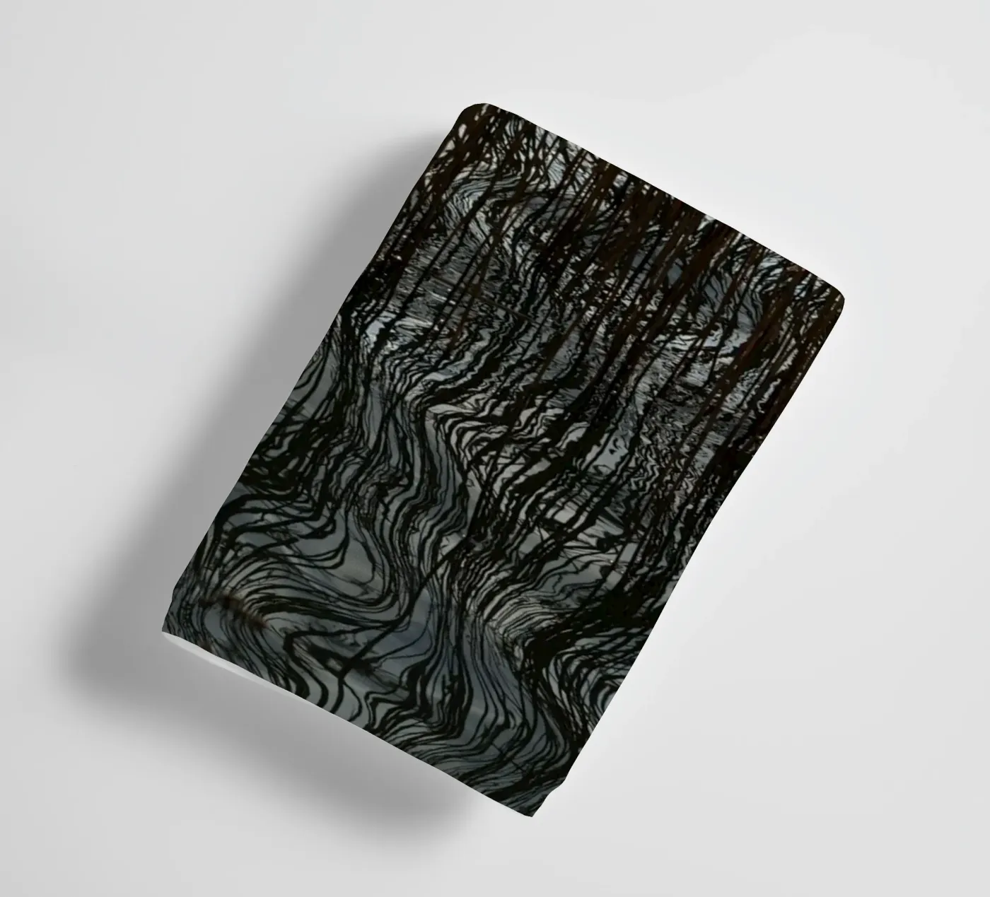 Distorted reflections towel by Carol Maia