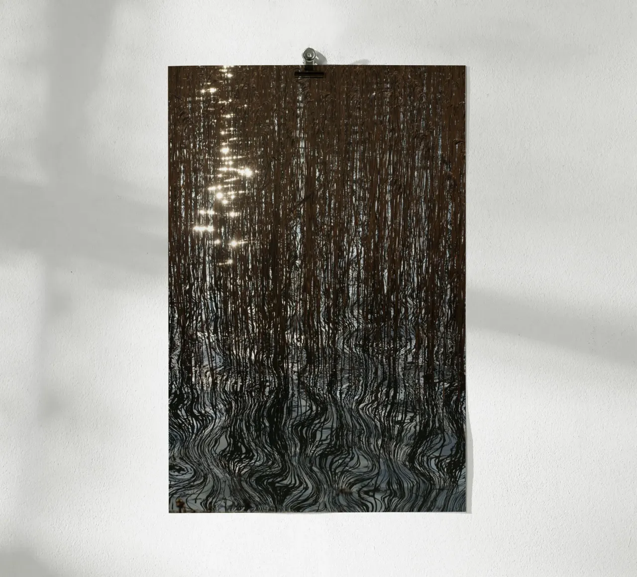 Distorted reflections poster con telaio in legno da Carol Maia