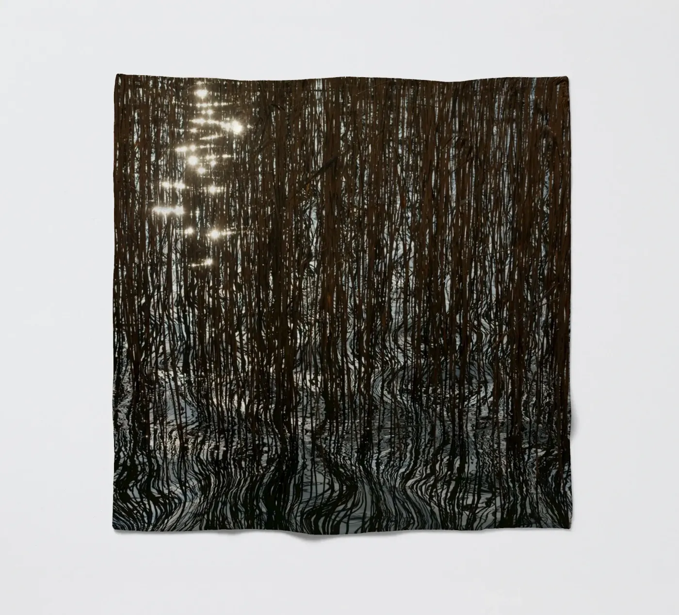 Distorted reflections Fleecedecke von Carol Maia