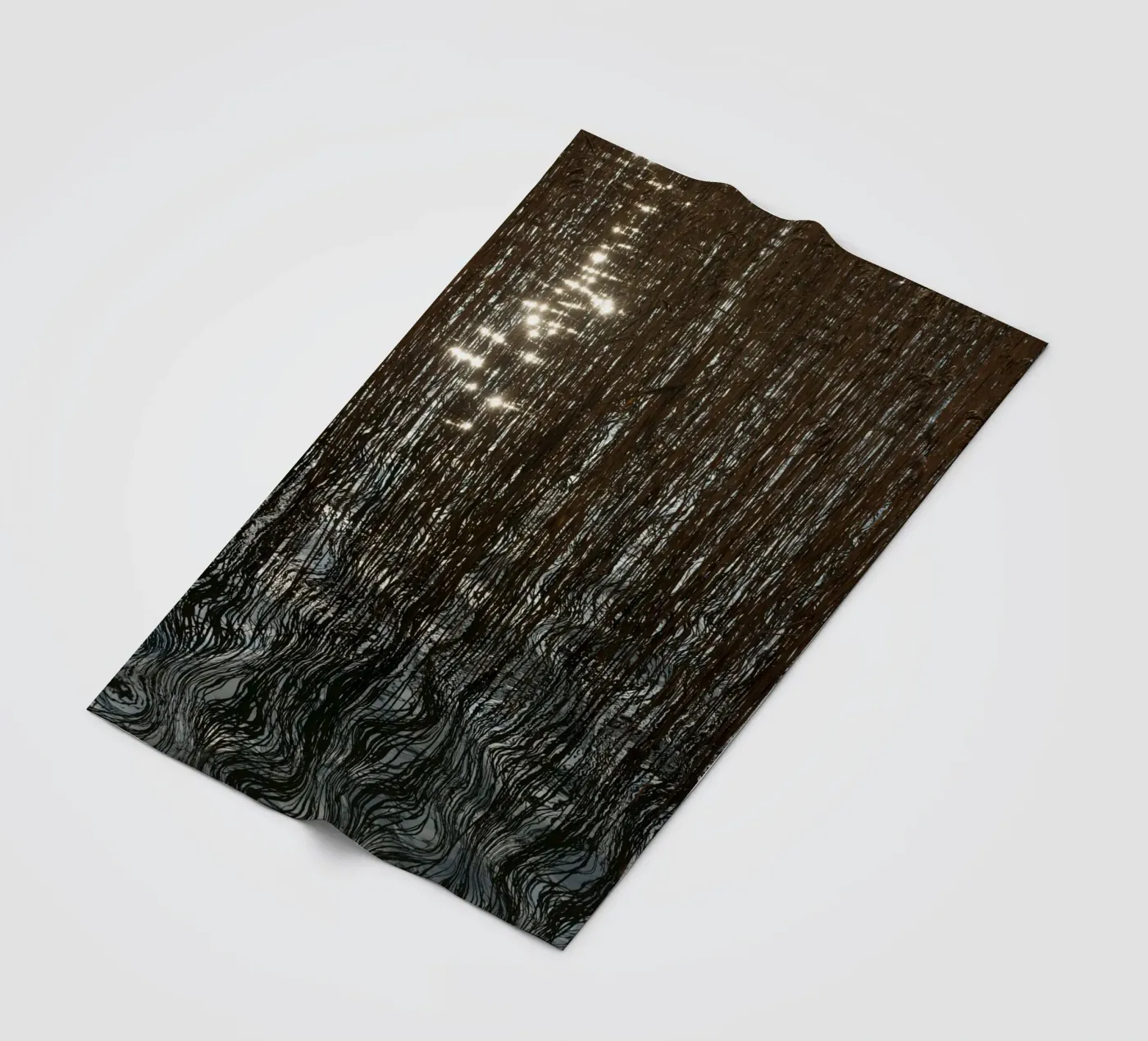 Distorted reflections fleecedeken van Carol Maia