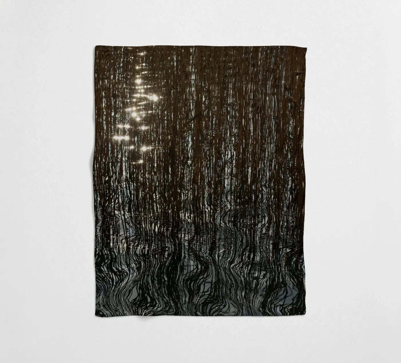 Distorted reflections Fleecedecke von Carol Maia