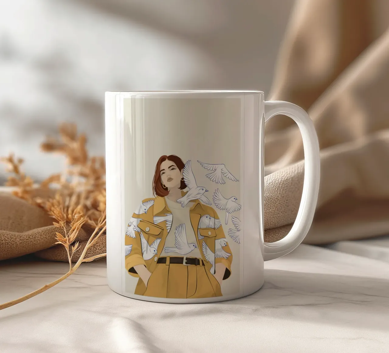 Donna con uccelli tazza in ceramica da Lise.ya