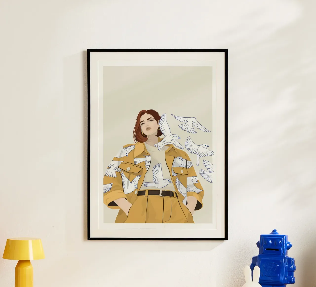 Donna con uccelli poster con telaio in legno da Lise.ya
