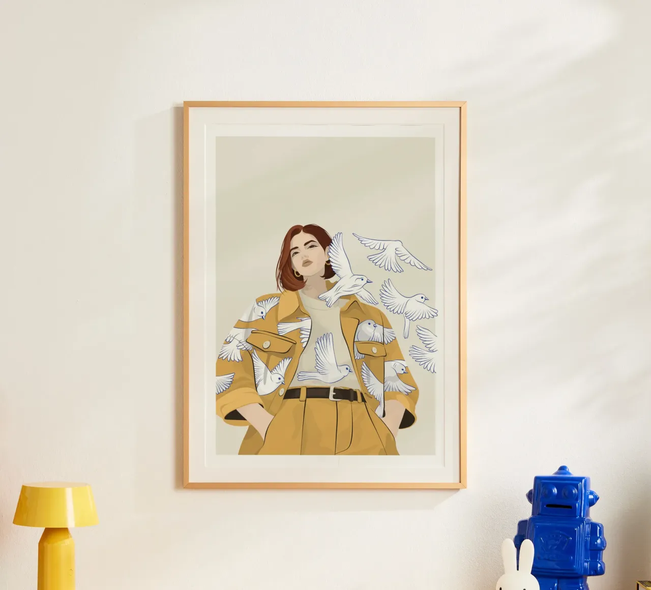 Donna con uccelli poster con telaio in legno da Lise.ya