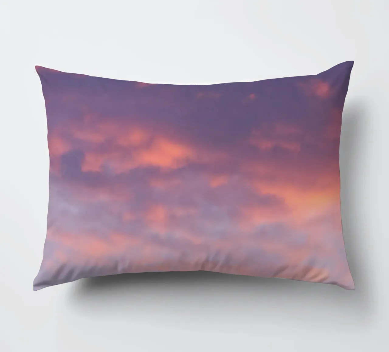 Sunset clouds cuscino da Carol Maia