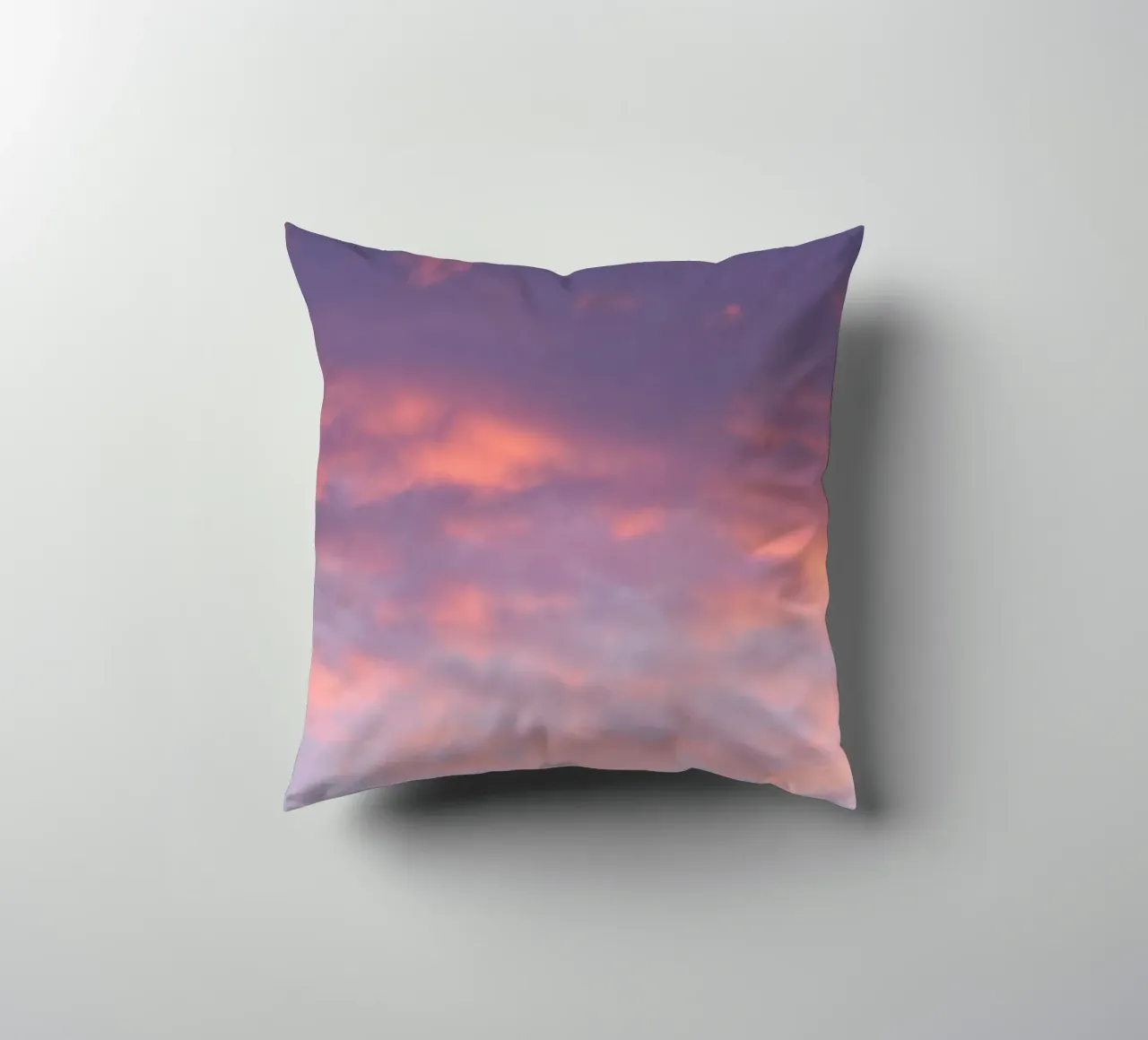 Sunset clouds cuscino da Carol Maia