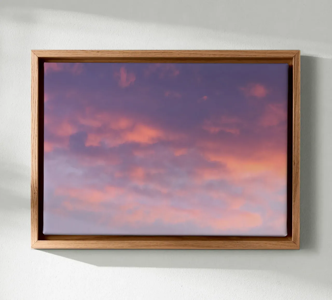 Sunset clouds tela con Cornice a cassetta da Carol Maia