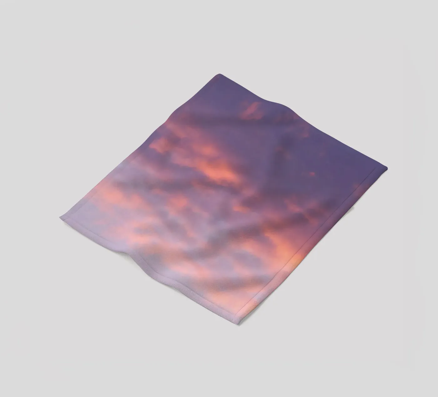 Sunset clouds coperta in pile da Carol Maia