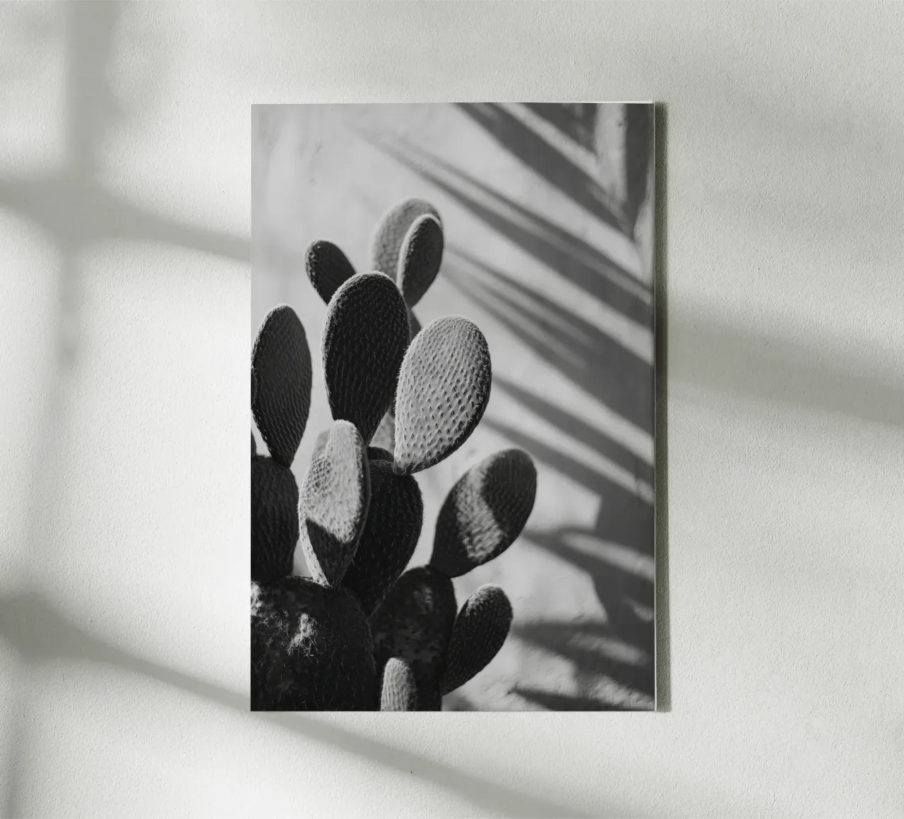 Cactus Poem No 03 tela con Cornice a cassetta da treechild