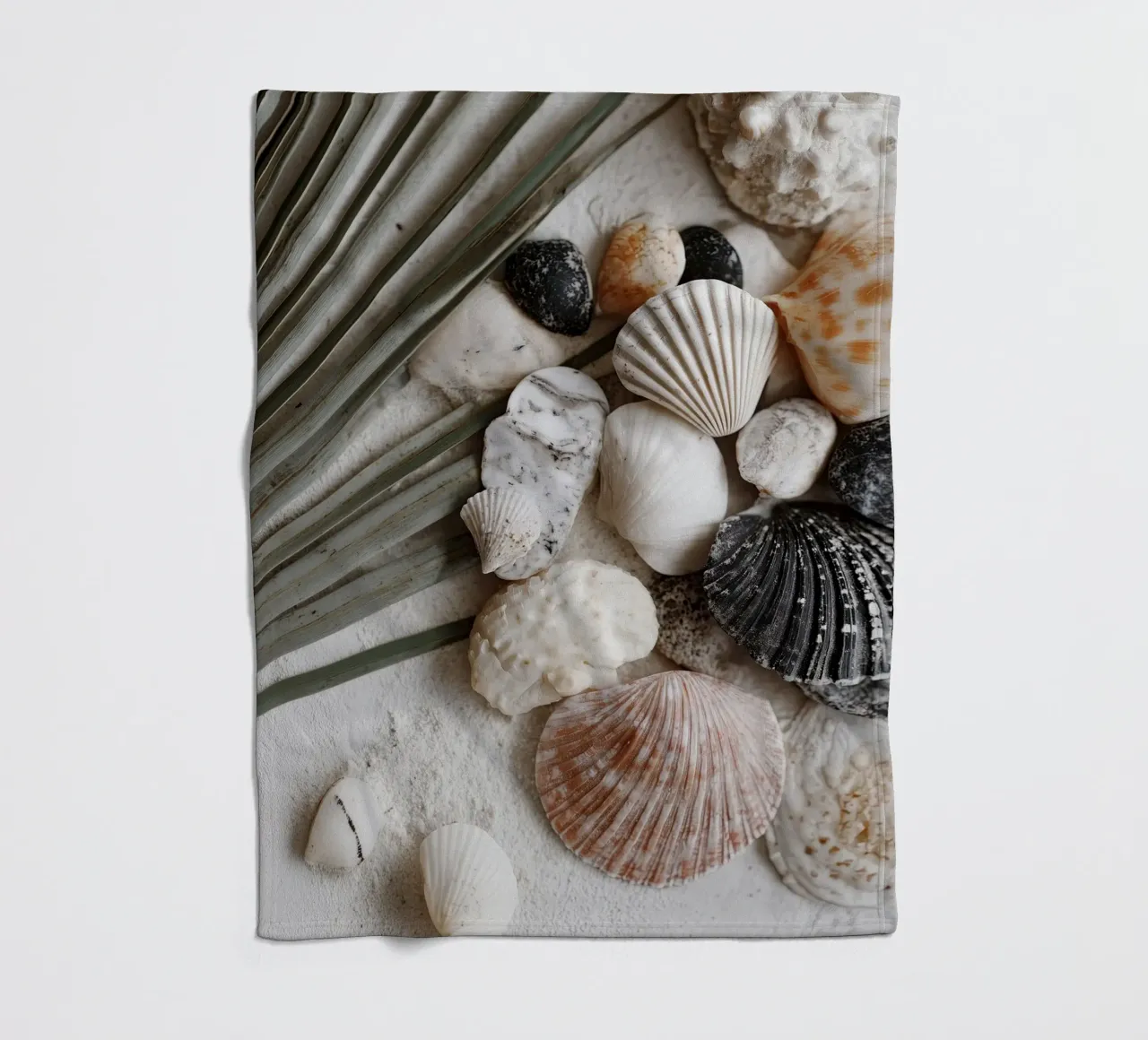 Shell Stories No 01 coperta in pile da treechild