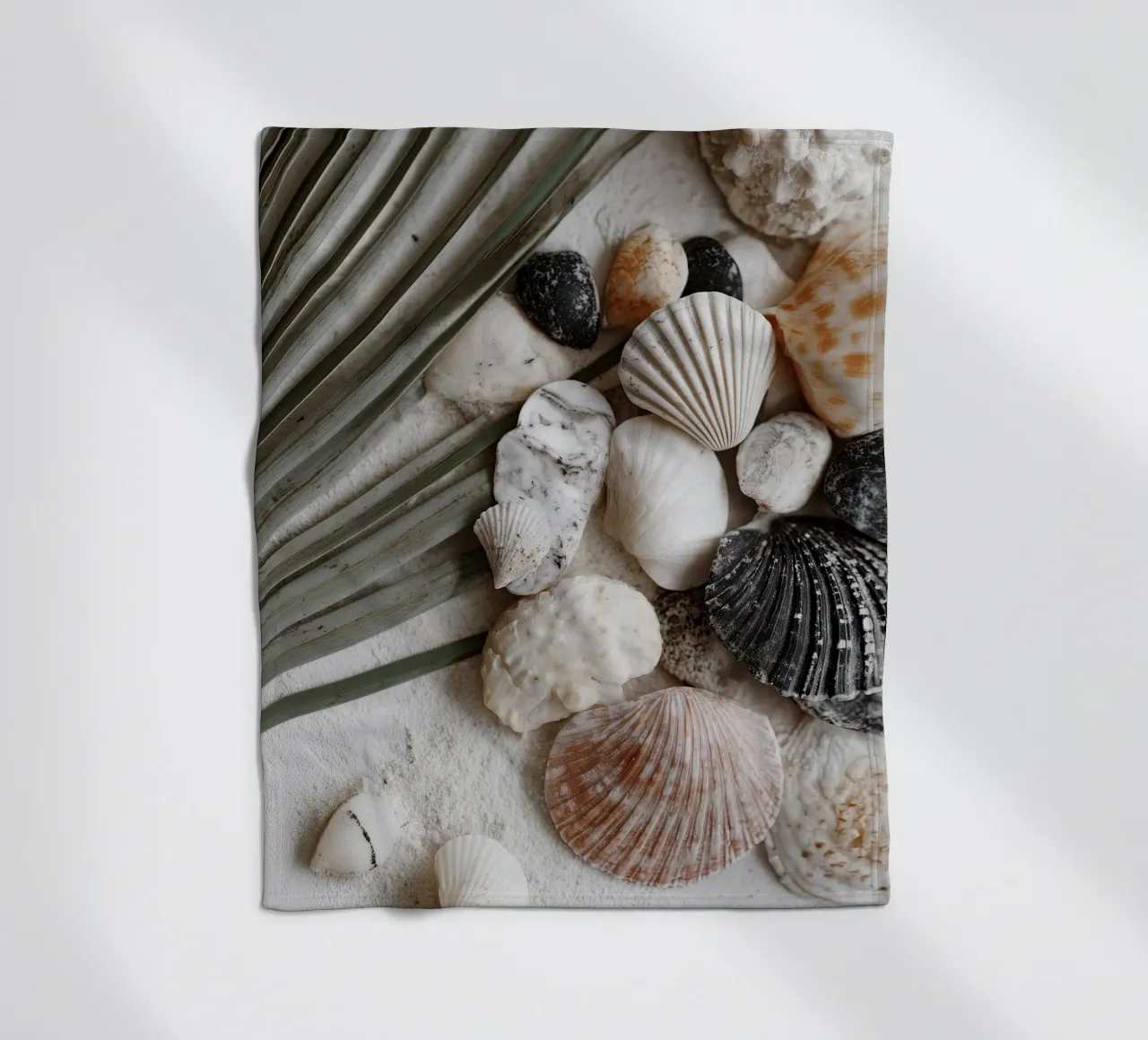 Shell Stories No 01 coperta in pile da treechild