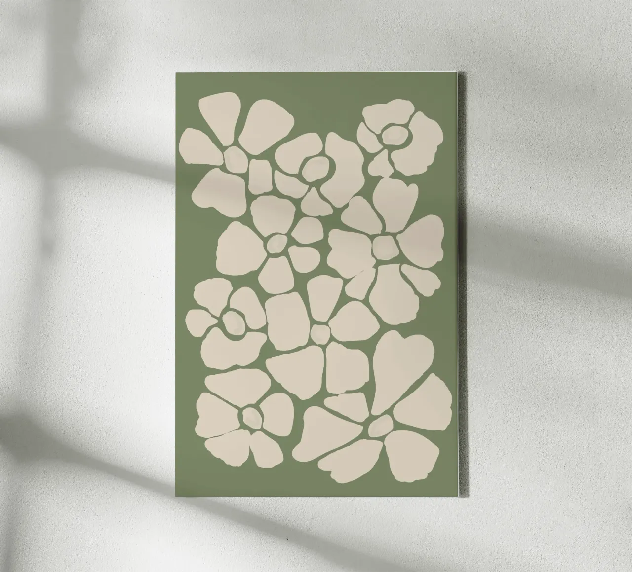 Floral abstracto verde salvia lienzo con Marco flotante de Melloi Art Print