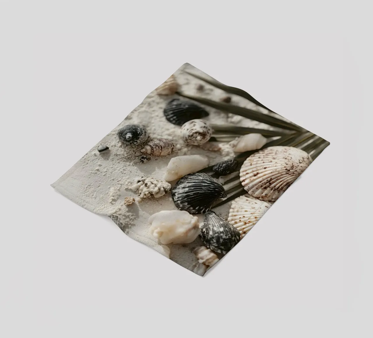 Shell Stories No 03 coperta in pile da treechild