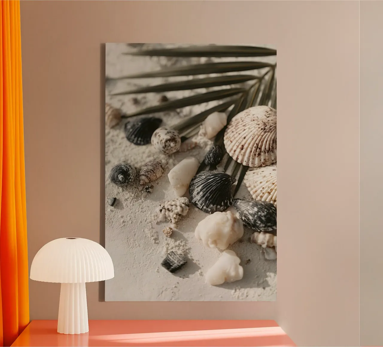 Shell Stories No 03 Leinwand mit Schattenfugenrahmen von treechild