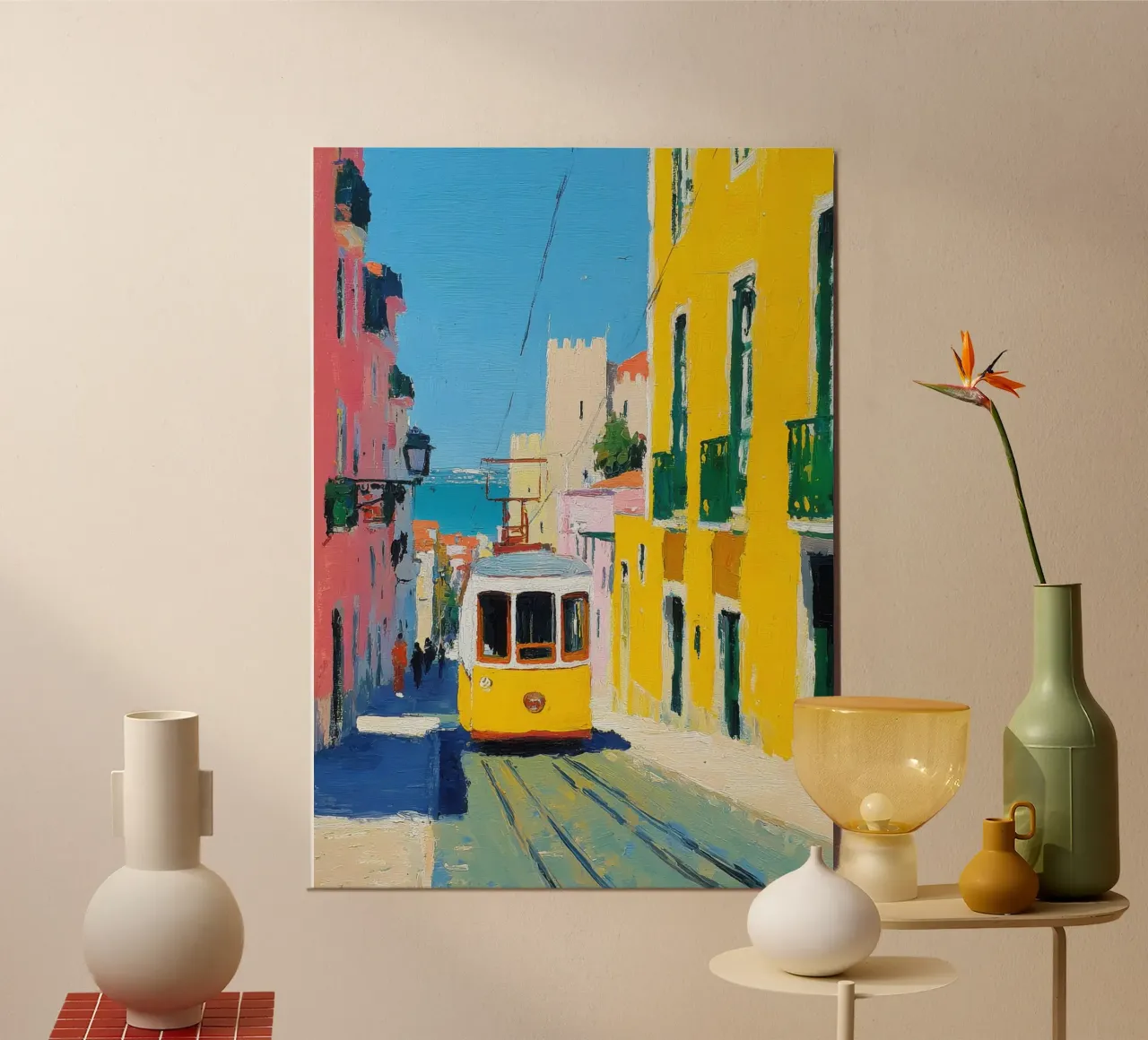 Olio del tram giallo di Lisbona poster con telaio in alluminio da Nikis Art Studio