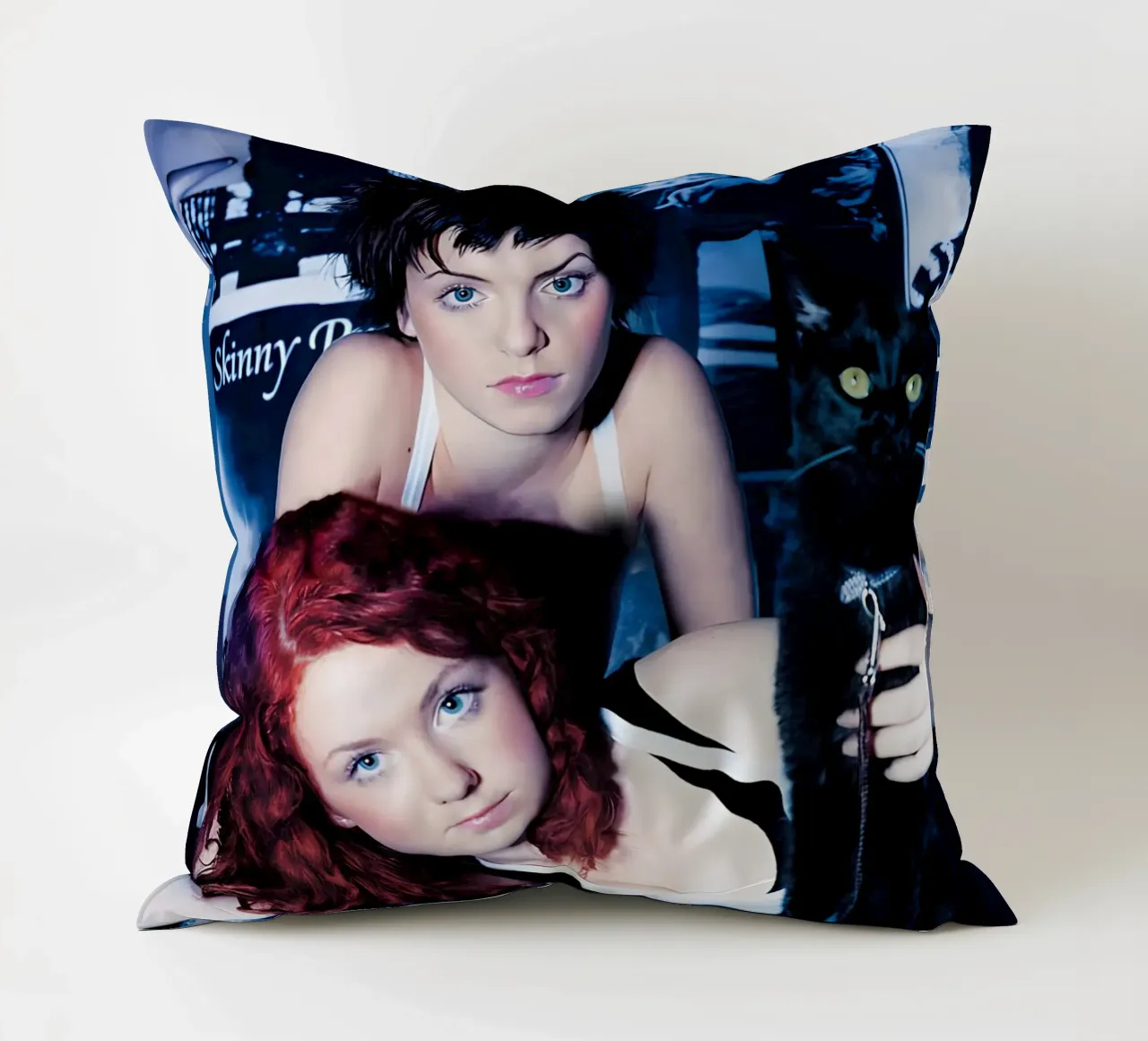 t.A.T.u cuscino da Low poly art