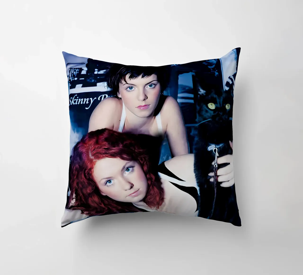 t.A.T.u cuscino da Low poly art