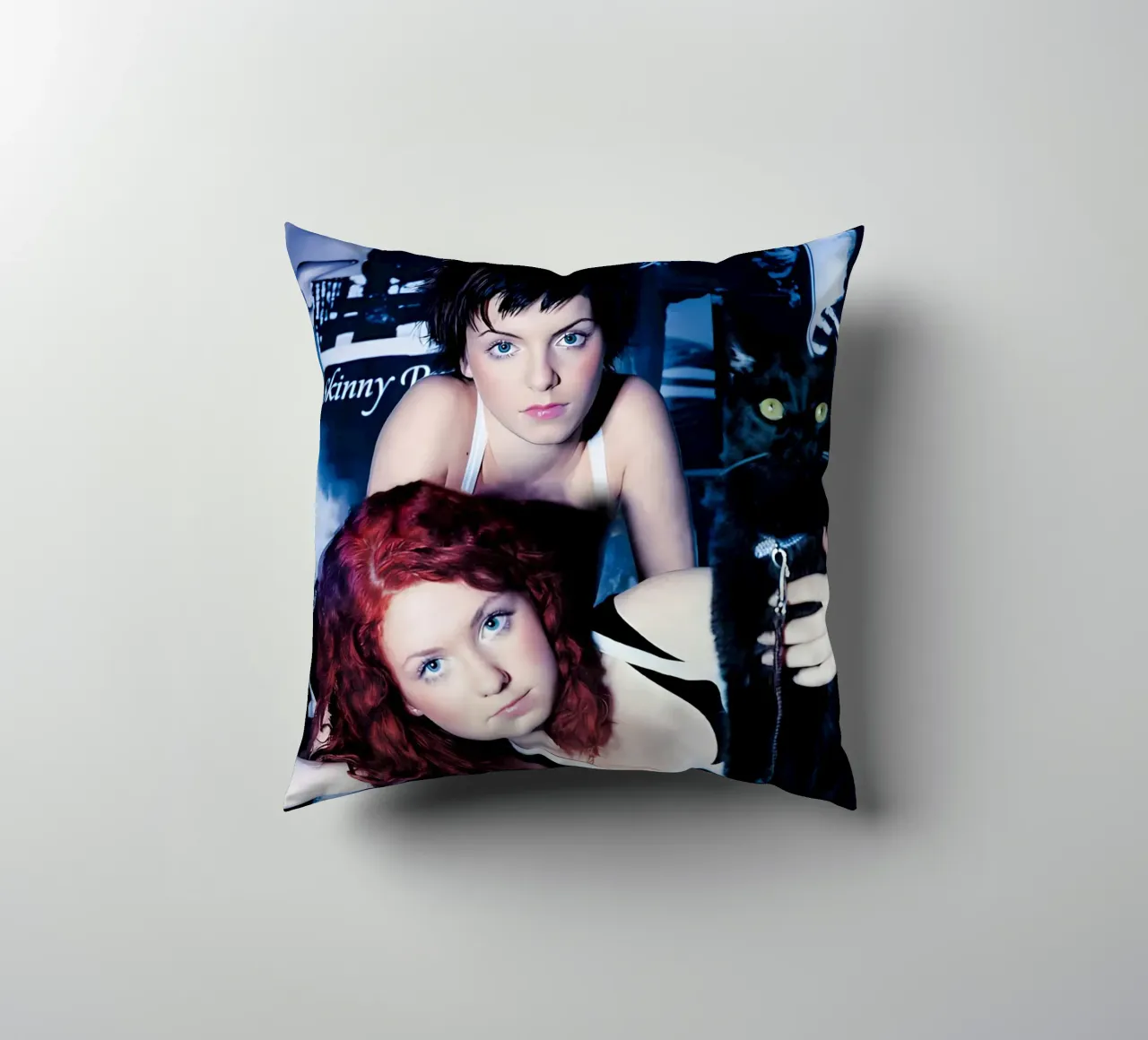 t.A.T.u cuscino da Low poly art