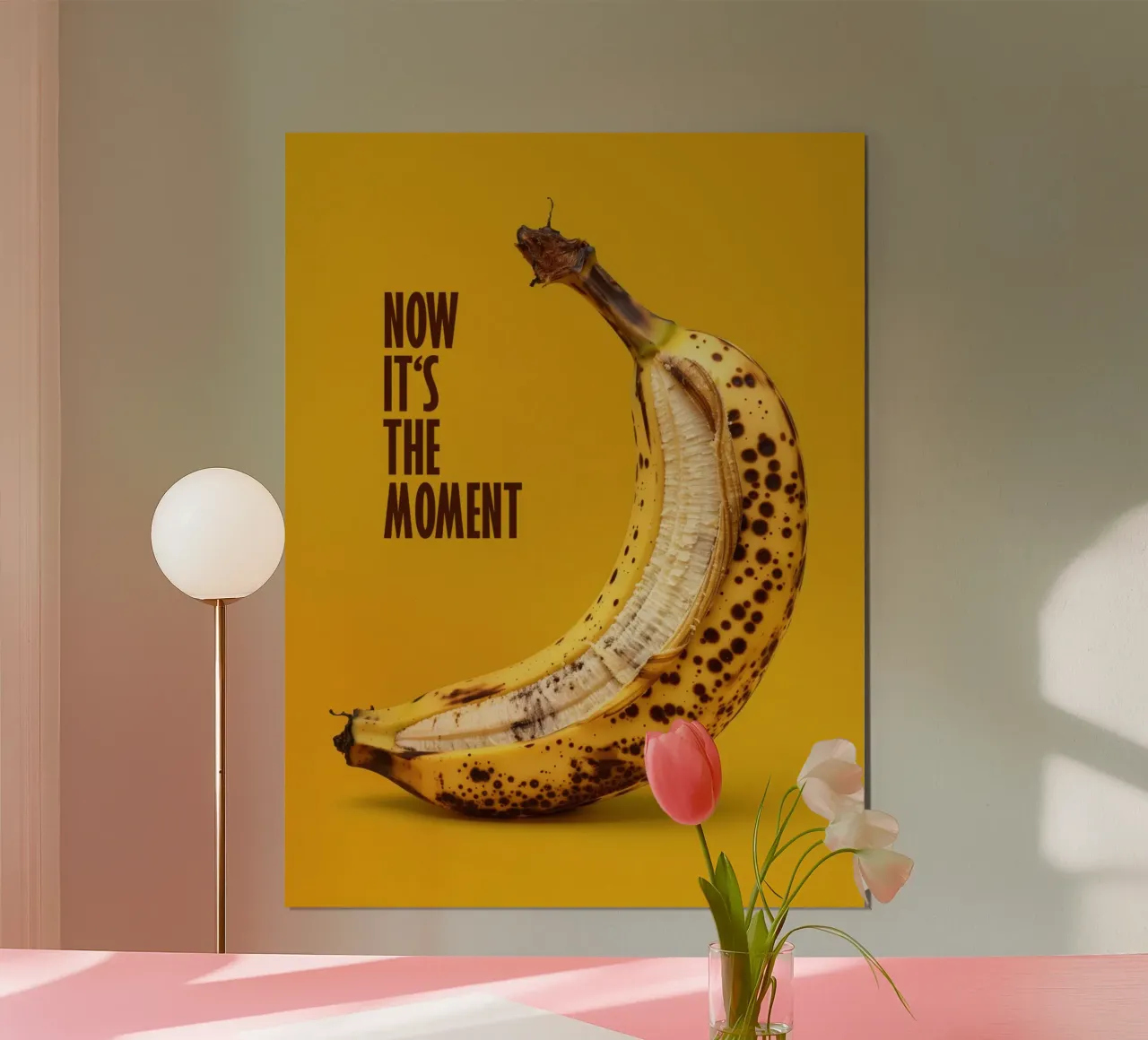 Now It's The Moment | La transitorietà e il momento perfetto poster con telaio in legno da Autofocus