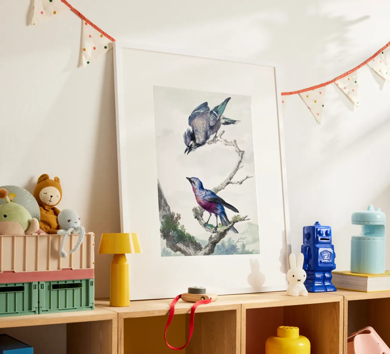 Two birds: a blue jay and a purple-breasted cotinga poster con telaio in legno da vintageshop