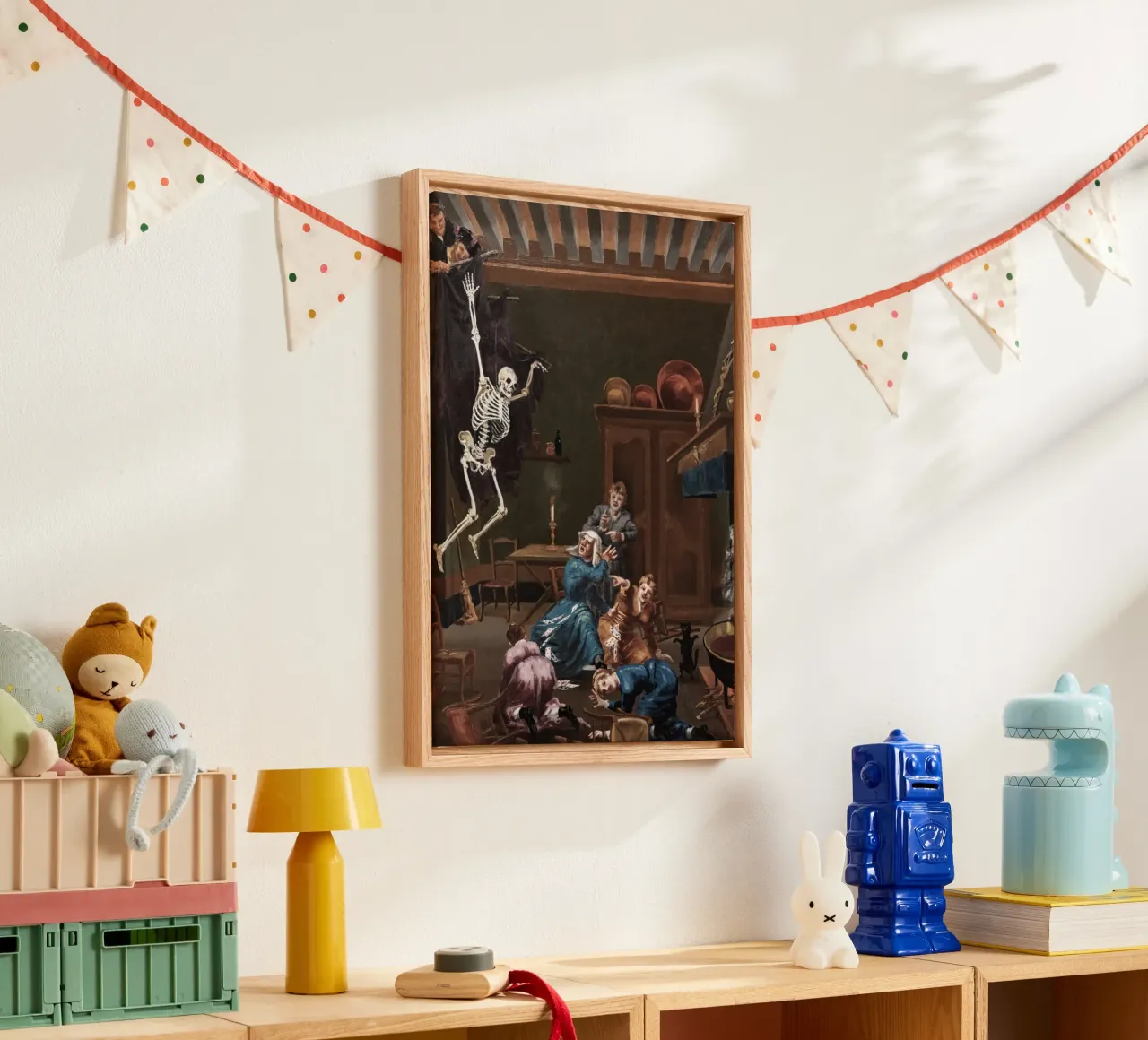 Il falso scheletro, dipinto d'epoca, interno gotico tela con Cornice a cassetta da vintagepod