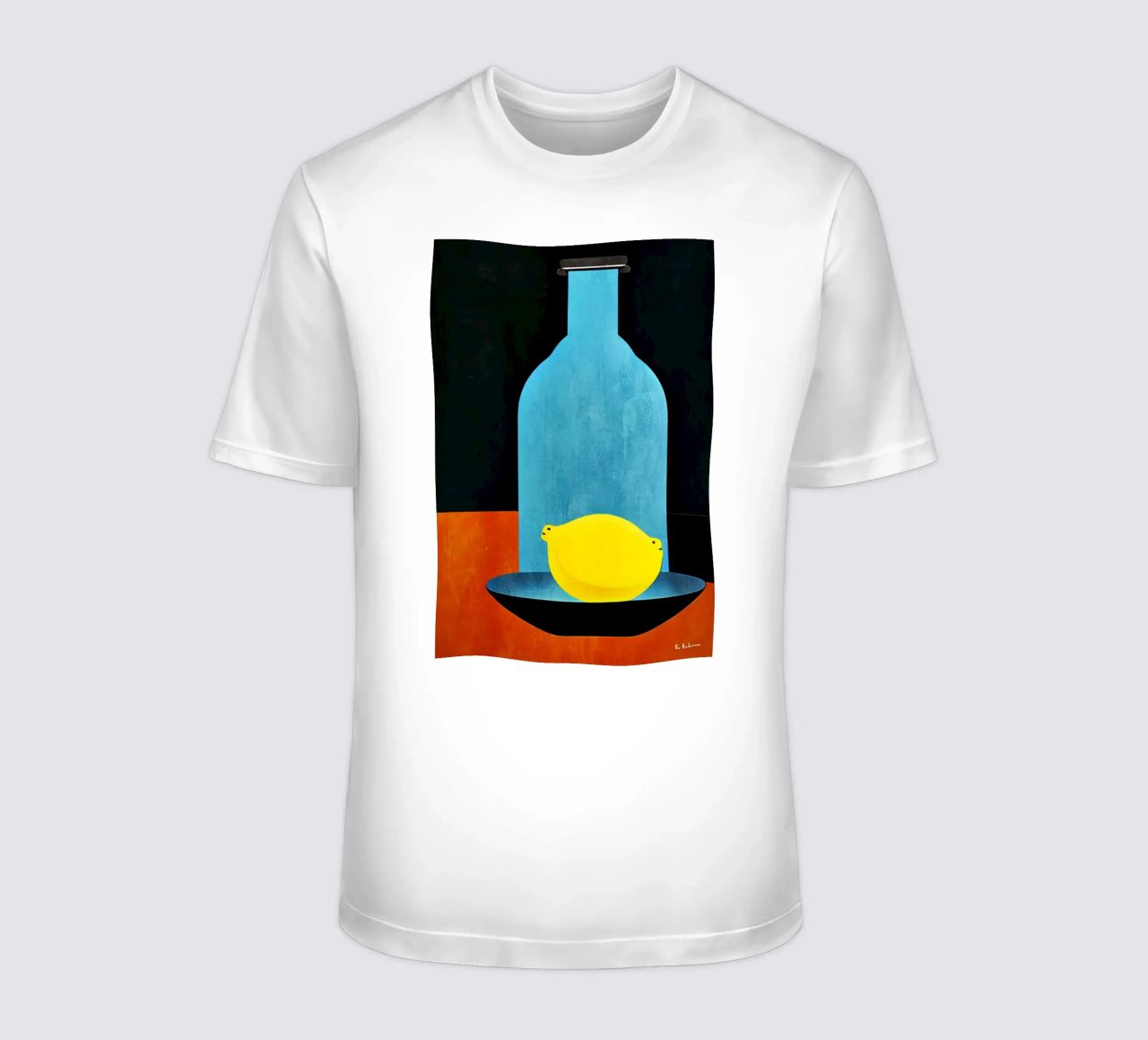 Blue Bottle With (Happy) Lemon T-Shirt von Bo Anderson