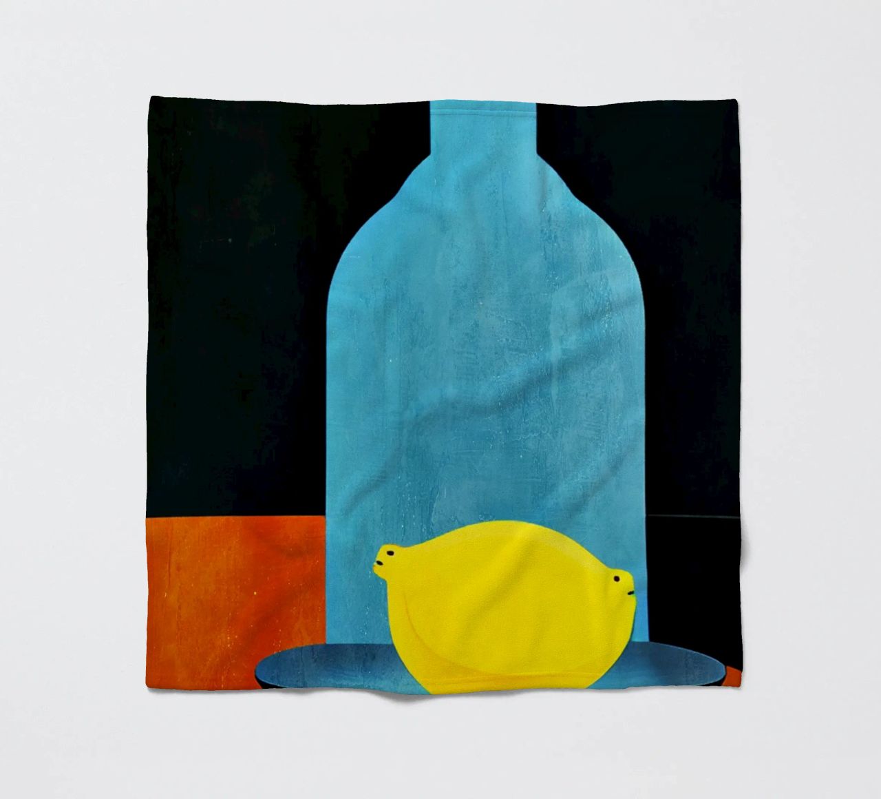 Blue Bottle With (Happy) Lemon Fleecedecke von Bo Anderson