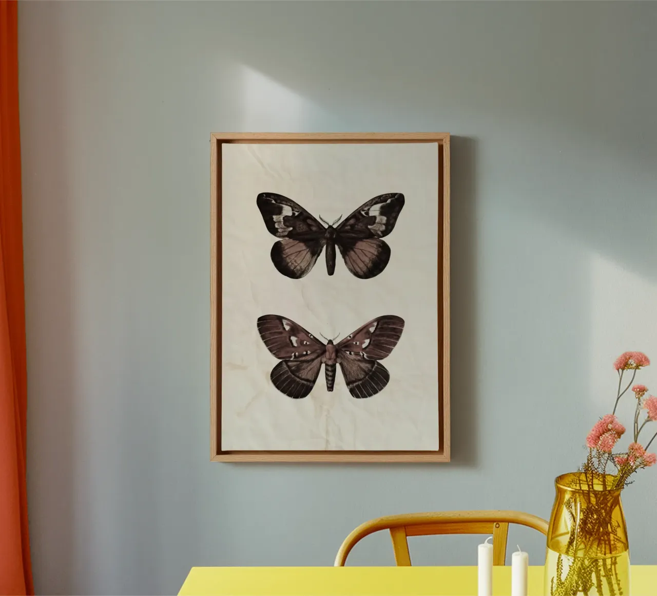 Vintage mottenprint, Dark Academia, gotische muurkunst canvas met Baklijst van vintagepod