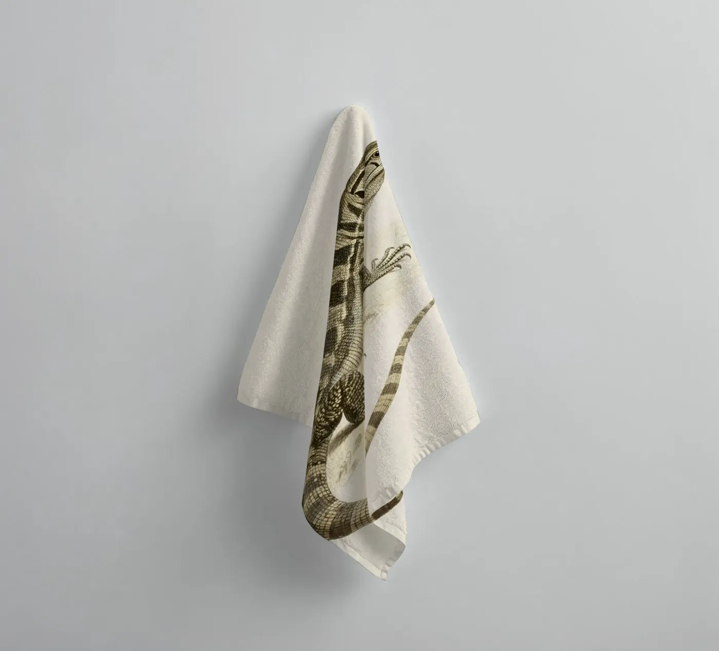 Lizard towel by knowledge